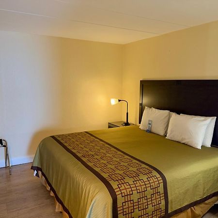 Travelodge By Wyndham Suites Virginia Beach Oceanfront Bagian luar foto