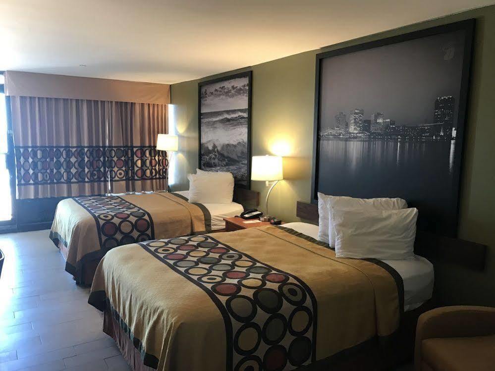 Travelodge By Wyndham Suites Virginia Beach Oceanfront Bagian luar foto